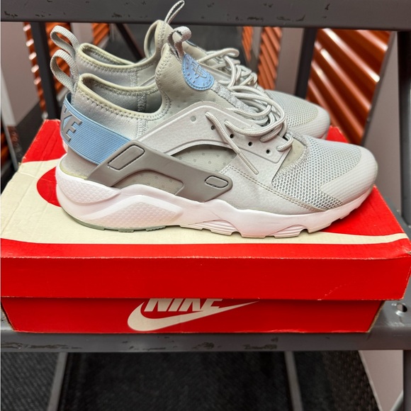 Used Nike huarache run ultra - Picture 2 of 8